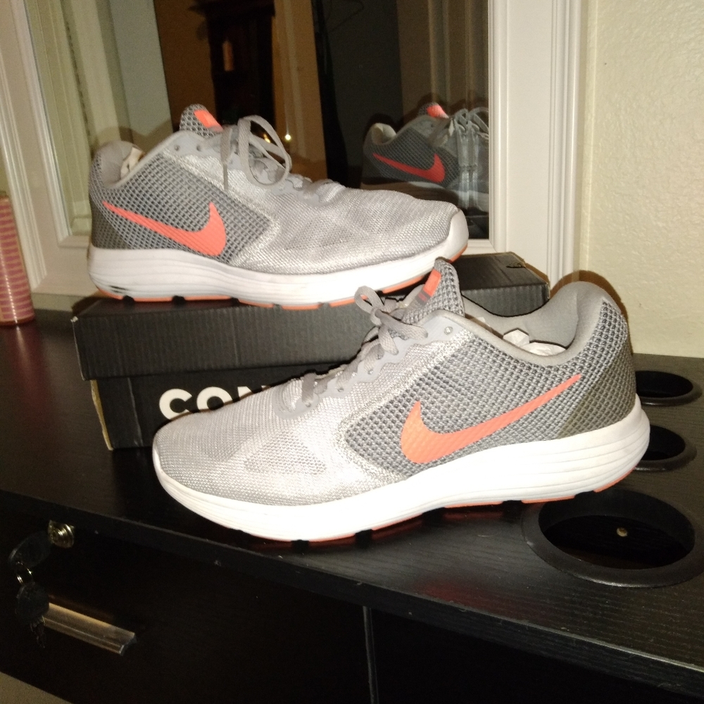 Nike shoes
